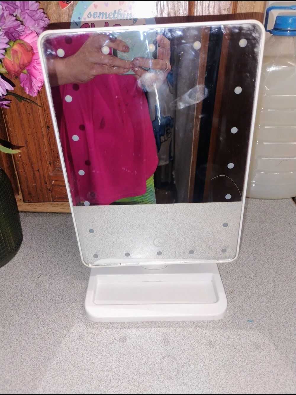 Beautify Beautique White Make Up Bluetooth Mirror